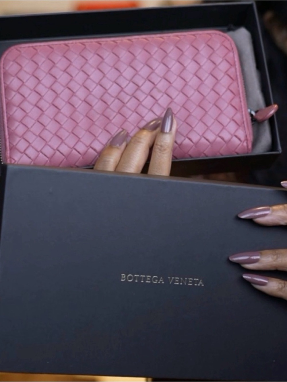 Bottega Veneta Pink Intrecciato Zip Wallet - Picture 2 of 9